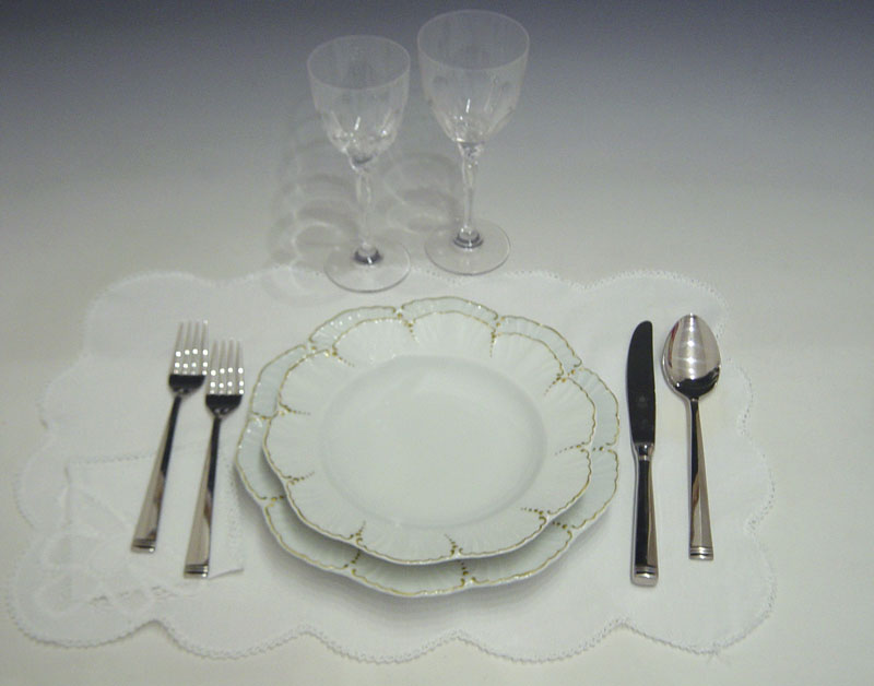 Servizio tavola ´Romance Rilievo oro´