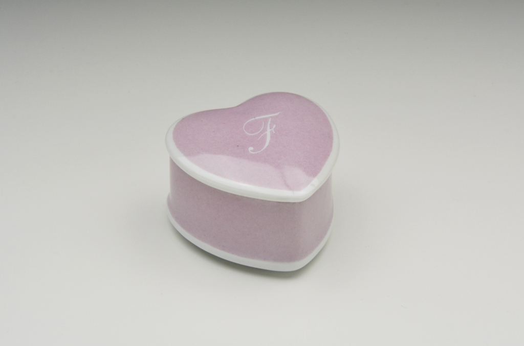 Scatola Cuore Bijou Rosa vintage con sigla e 5mm in bianco